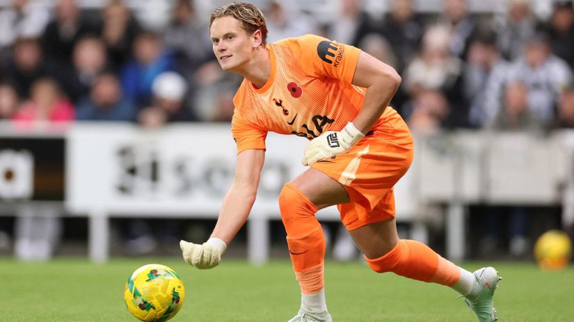 Slavia ho lukrativne predala celi kritike v Anglicku