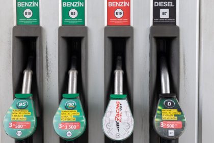 Tankujete do auta 100 oktanovy benzin Mozu to byt vyhodene peniaze