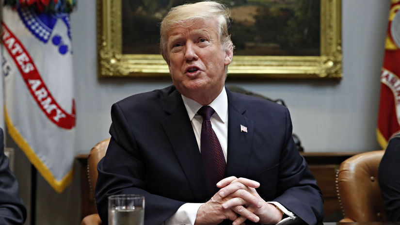 Uzavretie federalnej vlady paralyzuje krajinu Potravinova pomoc sa zredukuje pre miliony Americanov