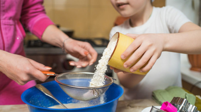 Kupujete kolace z cinskych surovin Nelegalni cukrari ohrozuju zdravie