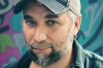 Myslim ze nikoho neurazime nemam rad extremnu korektnost hovori reziser Dream Teamu Jonas Karasek