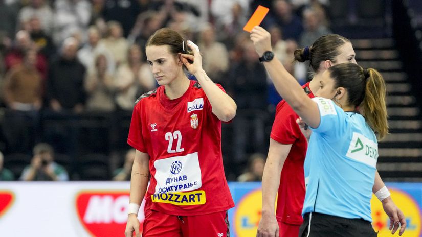 Neveritelna chyba na MS Hadzanarka zmatkovala pripravila krajinu o vitazstvo