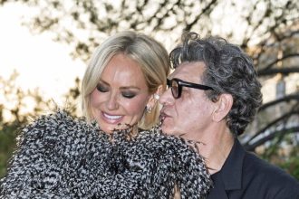 Po dvoch rozvodoch opat mieri pred oltar