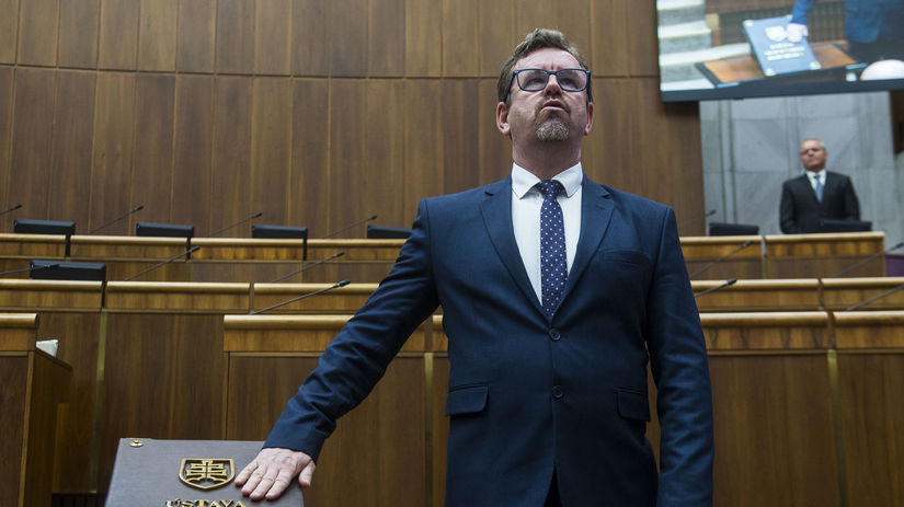 Poslanec NR SR za KDH mal nehodu bol pod vplyvom alkoholu