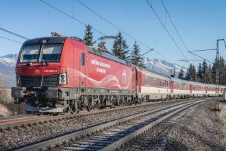 Pred Vianocami cestujte bez stresu nove zastavky a rychle spoje