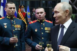 SEBAVEDOMY PUTIN RUSKA ARMADA JE NAJVACSIA NA SVETE TRUMP TVRDI TO ISTE O AMERICKEJ