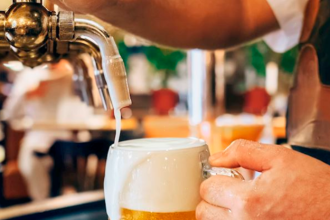 Slovaci piju pivo menej ako kedykolvek predtym