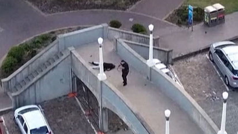 VIDEO Masaker v Sydney z dronu Strelec na moste ludia pod nim