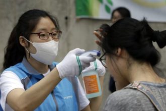 Vo Francuzsku izolovali dvoch ludi so syndromom MERS