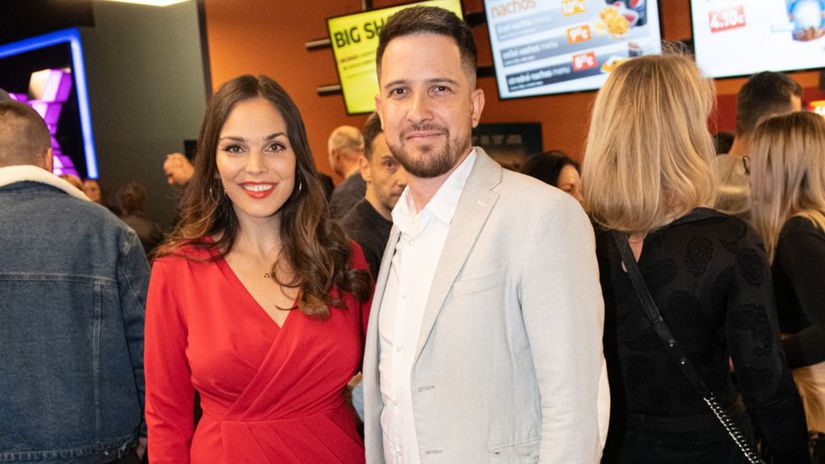 Znama slovenska modelka porodila dcerku Som rada ze som mala dieta neskor