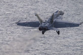 150 lietadiel iba ako krytie Delta Force prisla po Madura