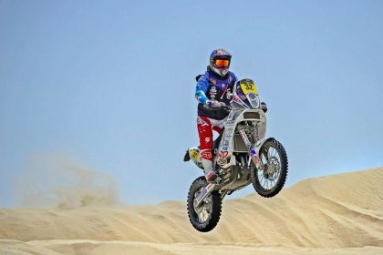 Brneli mu ruky Na pustnej rely ho zasiahol blesk