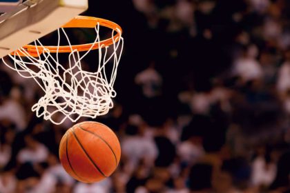 Fanusikovia brutalne zbili rozhodcu na zemi