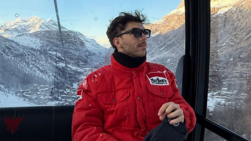 Jazdec Formuly 1 poburil fanusikov Schumachera