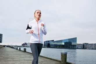 Kedy telo straca formu Svedska studia odhaluje zlomovy vek po ktorej nase sily rapidne klesaju