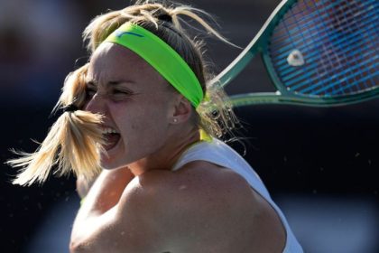 Kratky proces s jedinou Slovenkou Sramkova na Australian Open vybojovala osem gemov