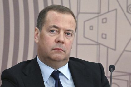 Medvedev sa inspiroval Trumpom uvazuje o unosoch lidrov