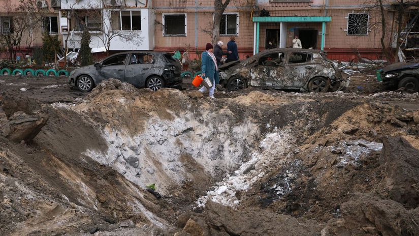 ONLINE Zelenskyj kritizuje predstavitelov Kyjeva za riesenie dodavok energie Macron posle Ukrajine generatory