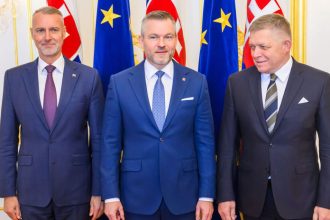 Pellegrini Rasi a Fico mali spolocny obed EU je podla premiera v hlbokej krize Slovensko nesmie pobehovat ako zranena lan