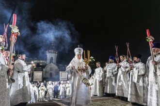Po krste zabijanie Ruskym vojakom stavaju podzemne chramy Cirkev tvrdi ze na Ukrajine bojuju proti diablovi