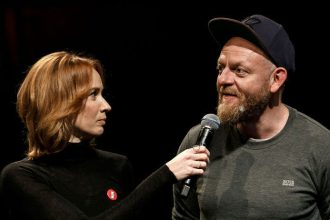 Po vypovediach v SND prichadza dalsi otras Znami herci spochybnuju zmysel tvrdych skrtov