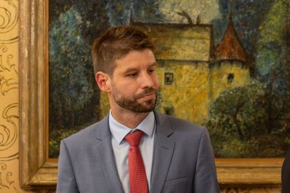 SANEP o doverihodnosti lidrov Simecka vedie Kollar je na opacnom konci