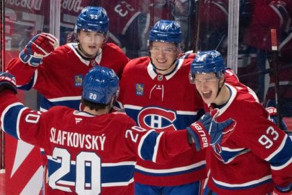 Slafkovsky ma neuveritelnu formu ziaril v derby