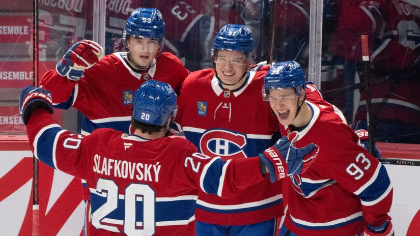 Slafkovsky ma neuveritelnu formu ziaril v derby