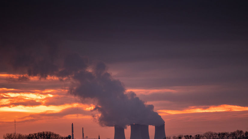 Slovensko planuje vystavbu novych reaktorov no chybaju kvalifikovani pracovnici Stat laka mladych s rocnymi stipendiami vo vyske 4 tisic eur