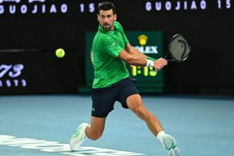 Srbi su rozcarovani Skandal Hanba Djokovic je znova v Australii tercom nevhodnych zartov