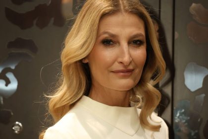 Ty jo v septembri banany a bez cakania v rade spomina na parizsky sok Tereza Maxova Z detskej izby v satniku vyrazila s lentilkami dobyty svet