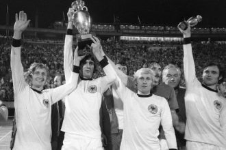 Umenie dostat do neho aspon pohar vina