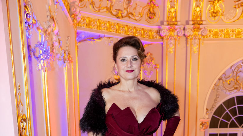 Venusa Maurery elegantna Magalova a labut Sarkoziova Inspiracie na roby podla Sloveniek