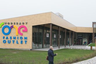 Zilinka zacal trestne stihanie pre kupu outletu Voderady