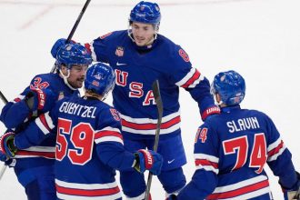 Americania sa potrabili s outsiderom Lotyssi prekvapili favoritov Nemcov