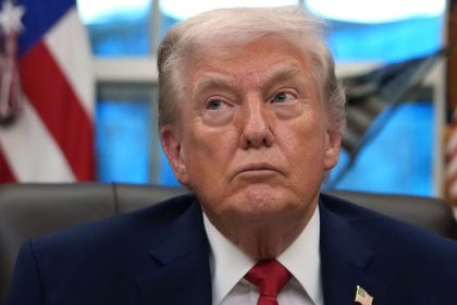 Americke velvyslanectvo prerusilo vsetky kontakty so sefom sejmu Tusk zareagoval