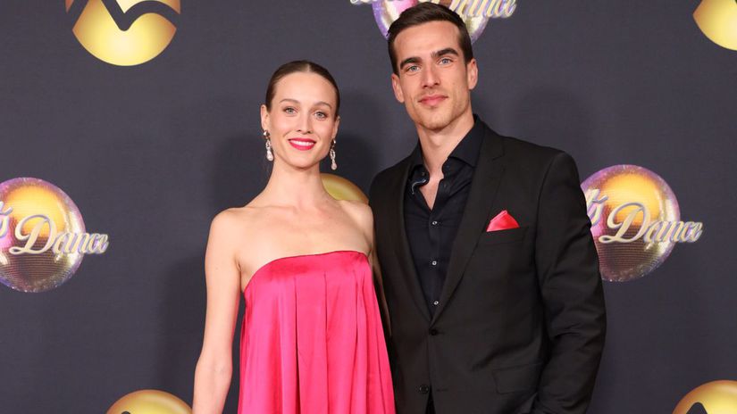 Bardyho krasna polovicka zverejnila zabery ktore vas ocarif vyzerali na zaciatku ich lasky