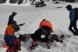 Boj o zivot na Velkej Raci horski zachranari oivili polskeho lyziara v extremnych podmienkach