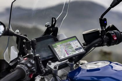 Garmin predstavuje novu motocyklovu navigaciu Je vhodna aj do narocnejsich podmienok