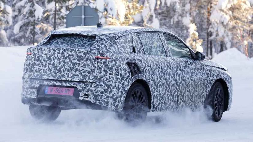 Lancia Gamma Nova vlajkova lod sa vracia po viac ako styroch dekadach