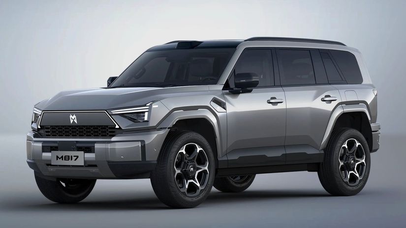 MHero 817 Po drsnom terennom jazdeni prichadza luxusne SUV V terene sa vsak nestrati