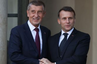 Macron Fico Zelenskyj ci Putin Ktory zahranicny lider zaujal Cechov Jeden z nich vyrazne vynika