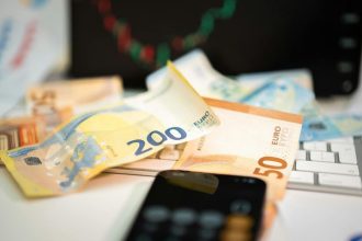 Od januara platia nove pravidla stat meni platenie dodchodkovych prispevkov pre niektorych poistencov kto sa to dotyka