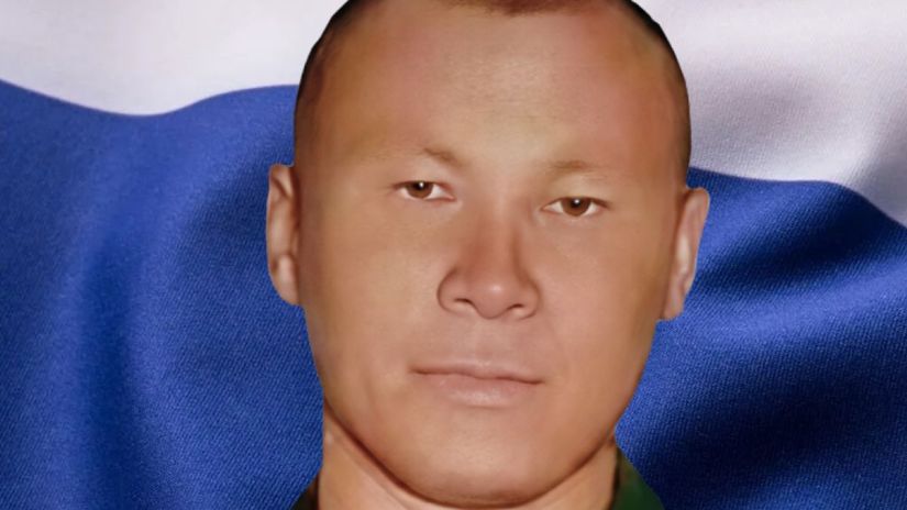 Pribeh ktory sokuje z brutalneho vraha sa stal hrdina Oslavy vojaka vyvolali hnev