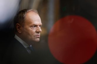 Ruska stopa v pedofilnej kauze Polsko preveri prepojenie Epsteina na KGB