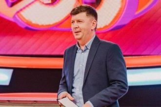 STVR slubuje velky comeback 5 proti 5 Bicana vsak v ulohe moderatora necakajte nahradi ho oblibeny herec