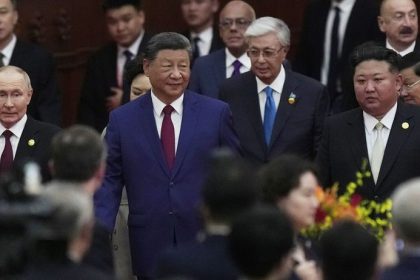 Si Tin pching odstranil poslednu prekazku pre invaziu na Taiwan pise The Wall Street Journal