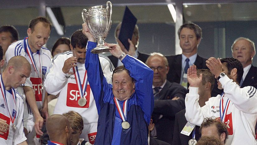 Skandalny vyrok trenerskej legendy Zena bola stvorena na rodic deti nie na futbal