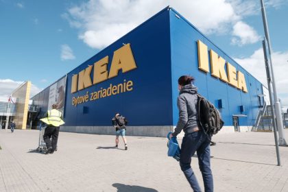 Slovaci v IKEA setria na nabytku no rekordne minaju v restauracii Svedsky gigant prezradil ktory produkt je v retazci najpopularnejsi