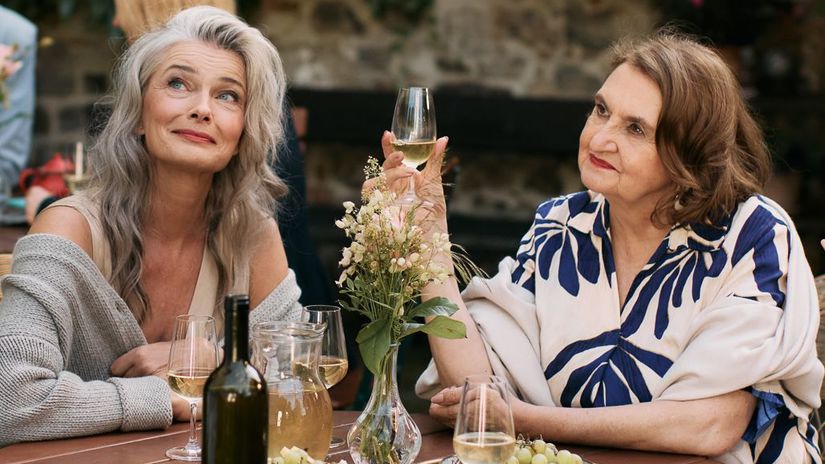 bardotky uvedzaju prvu filmovu ukazku do kin pridu v auguste